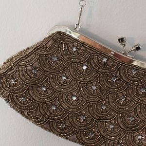 PRICE DROP!! 🥳 Dazzling Clutch/Purse